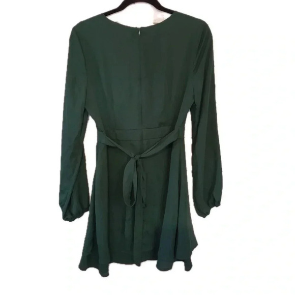 Altar’d State NWT Cross Bodice Long Sleeves Faux Wrap green Dress Size Small - Picture 5 of 8